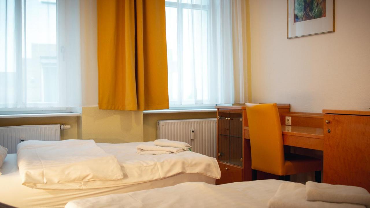 Pension Tokus Nürnberg Exterior foto
